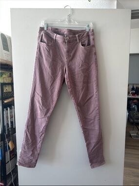 American Eagle Women’s Slim Fit Mauve Jeans - Stylish Everyday Stretch